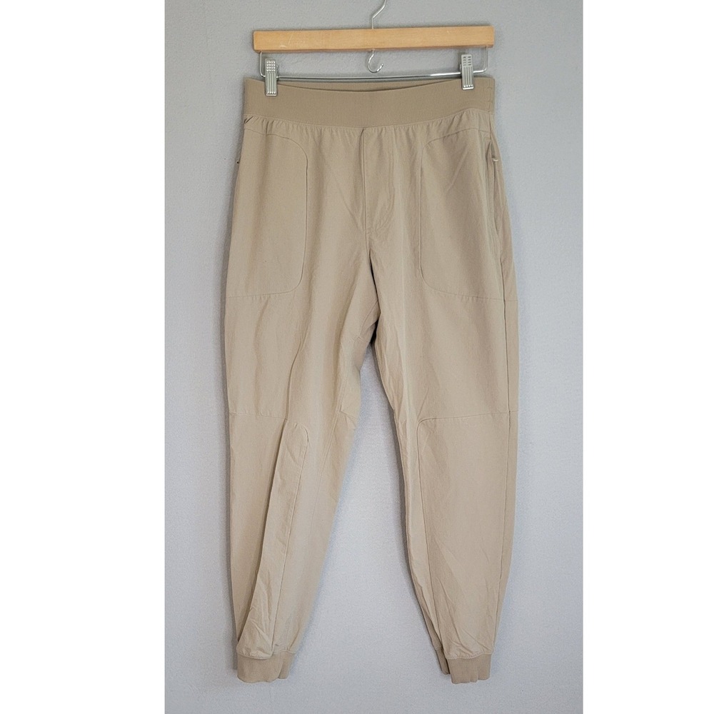 Alo Yoga Co-Op Jogger Medium Tan Khaki Ribbed Waist Active Pants Mens Athleisure